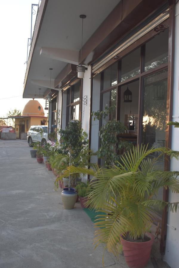 Bir High Hotel Exterior foto